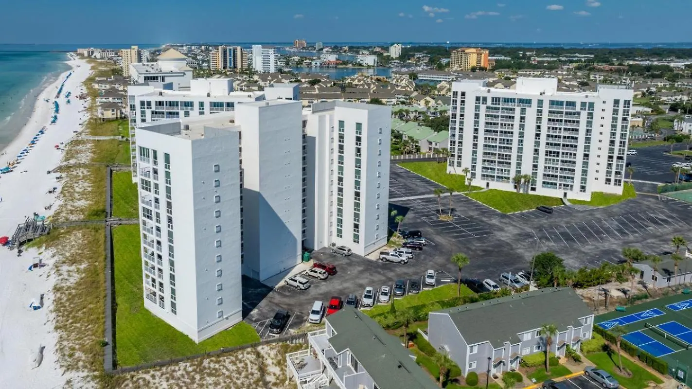 3096-Spacious Vacation Rental Destin United States